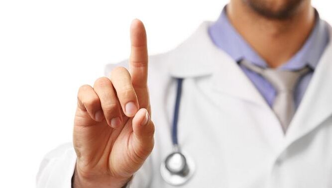 liječnik upozorava na često tretiranje stopala lokalnim antimikoticima